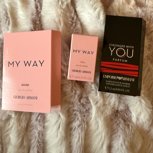 Giorgio Armani Gift set - Picture 5 of 9